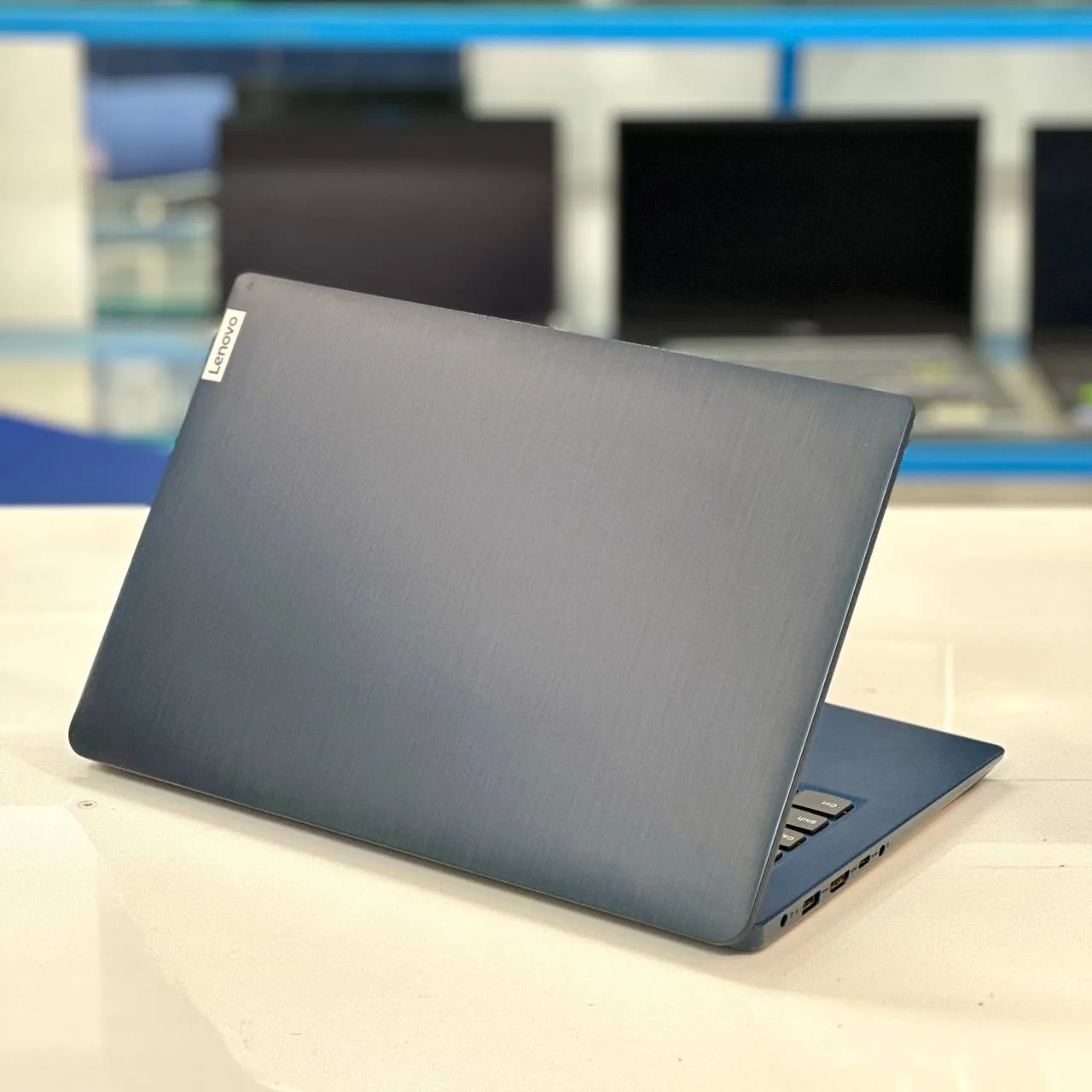 Laptop Lenovo IdeaPad 3 14ITL6/ Core i5-1135G7/ RAM 8GB/ SSD 512GB/ FHD